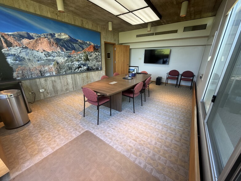 4 Inverness Ct E, Englewood, CO for lease - Interior Photo - Image 1 of 11
