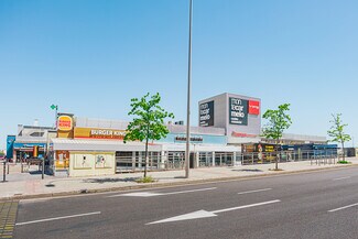 Plus de détails pour Calle Monasterio de Arlanza, 20, Madrid - Commerce de détail à louer