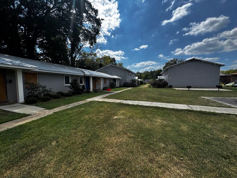 914 14th St SW, Birmingham, AL à vendre - Photo du bâtiment - Image 2 de 9