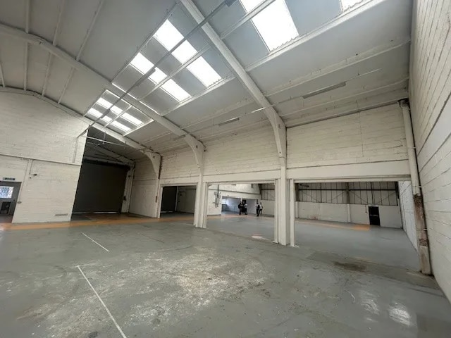 Kangley Bridge Rd, London for lease Interior Photo- Image 1 of 2
