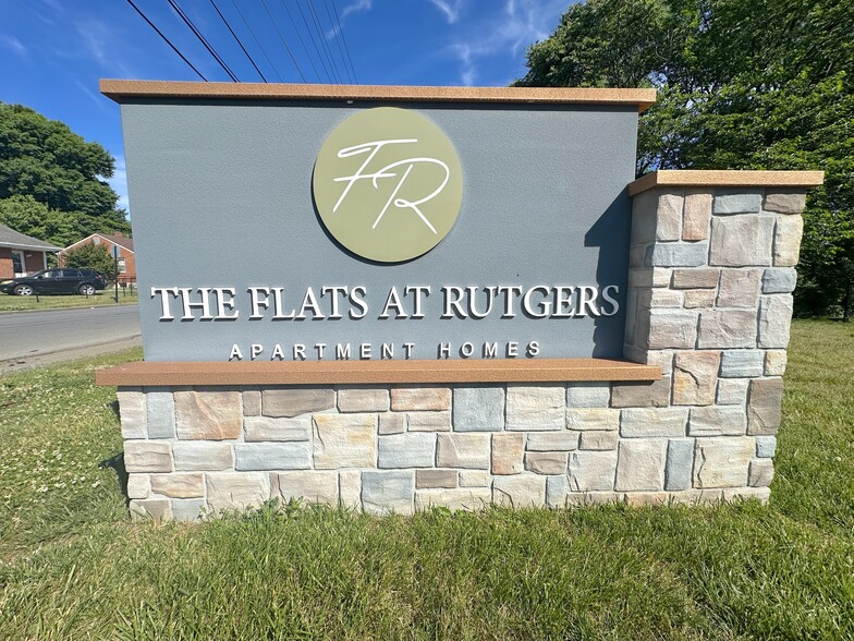 4823 Rutgers St NW, Roanoke, VA à vendre - Photo du bâtiment - Image 3 de 7