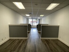 5710-5772 E Los Angeles Ave, Simi Valley, CA for lease Interior Photo- Image 2 of 2