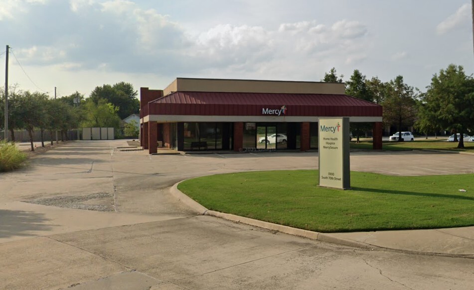 3300 S 70th St, Fort Smith, AR for sale - Building Photo - Image 1 of 1