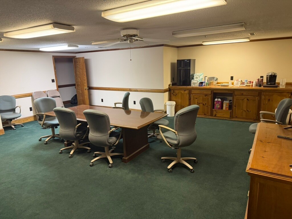 1734 University Commercial Pl, Charlotte, NC à louer Photo intérieure- Image 1 de 18