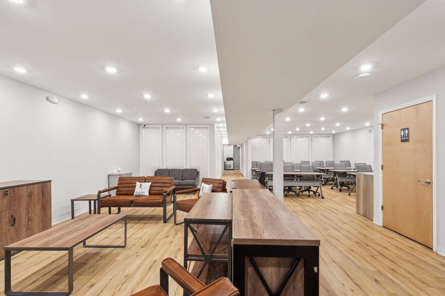 6713 Ogontz Ave, Philadelphia, PA à louer - Photo intérieure - Image 3 de 34