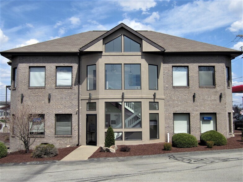 3946 William Penn Hwy, Monroeville, PA à louer - Photo du bâtiment - Image 2 de 21