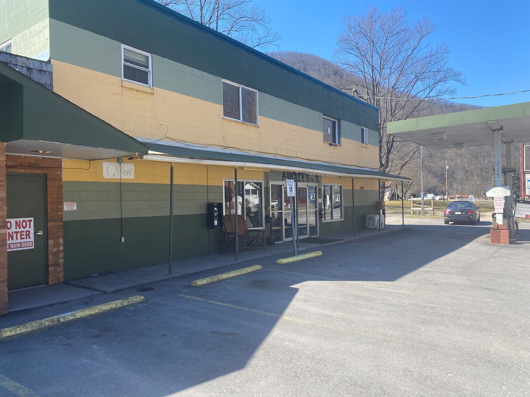 37620 Coal River Rd, Whitesville, WV for lease Building Photo- Image 1 of 10