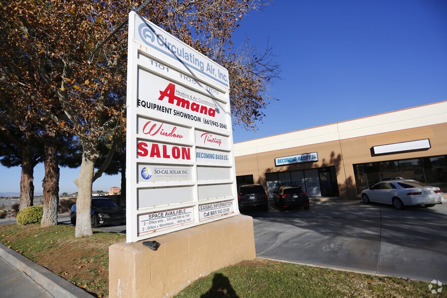 1101-1109 W Columbia Way, Lancaster, CA à louer - Autre - Image 3 de 3