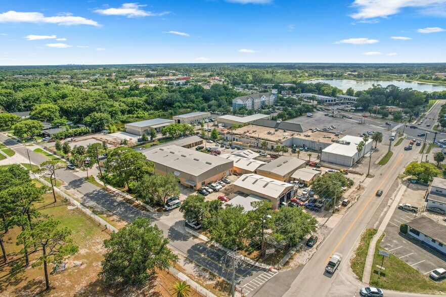 601 W 27th St, Sanford, FL à vendre - Photo du bâtiment - Image 2 de 12