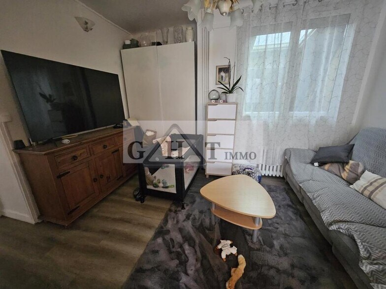 Industrial in Maisons-Alfort for sale - Interior Photo - Image 3 of 15