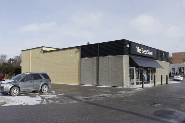 Plus de détails pour 5804 Hwy-7 E, Markham, ON - Commerce de détail à louer