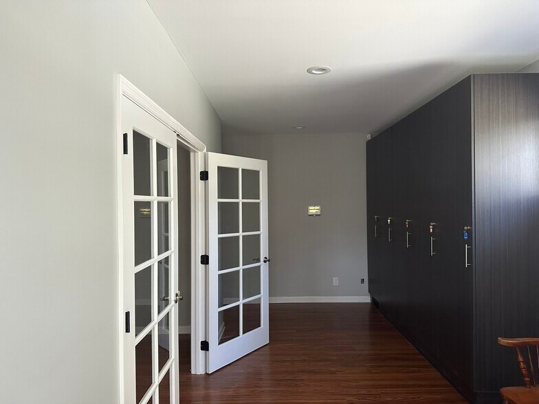 138 Chamberlain Blvd SE, Knoxville, TN à louer - Photo intérieure - Image 3 de 9