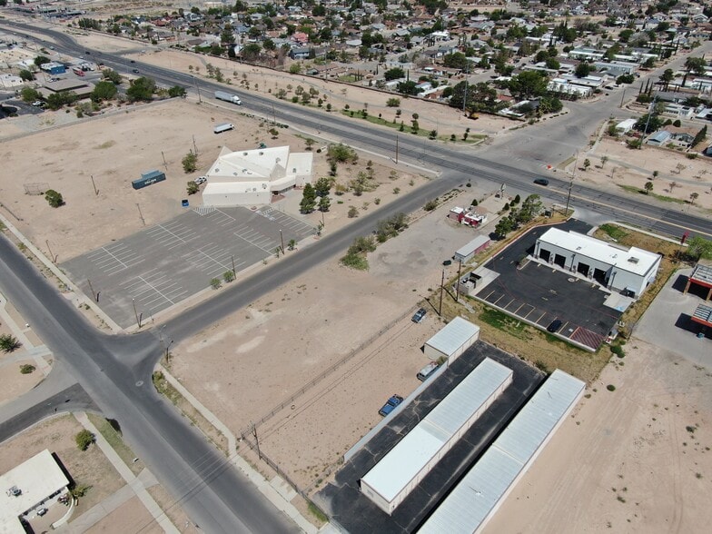 14150 Horizon Blvd, El Paso, TX à louer - Photo du bâtiment - Image 2 de 4