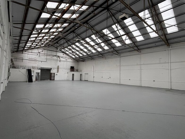 Abercromby Ave, High Wycombe for lease - Building Photo - Image 3 of 11