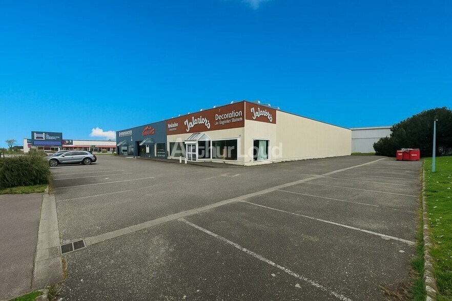 Industrial in Vendenheim for lease - Building Photo - Image 2 of 6