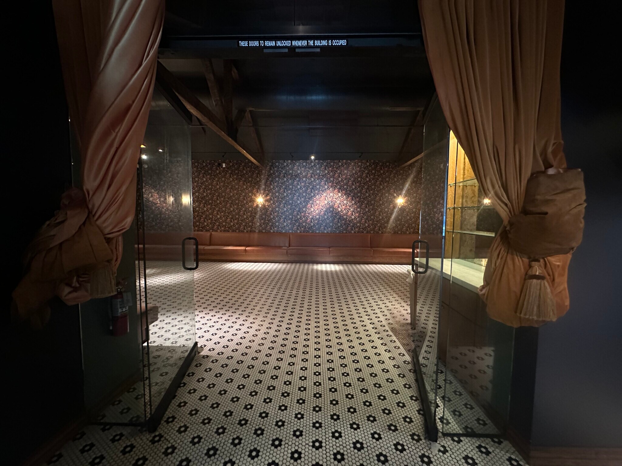 1680 N Vine St, Hollywood, CA à louer Photo intérieure- Image 1 de 11