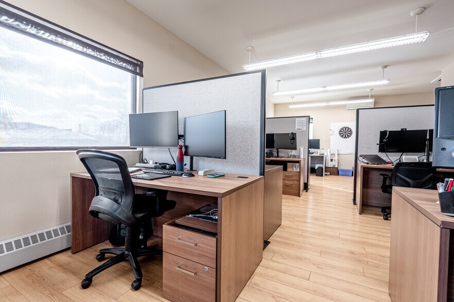 1340-1344 Rue King O, Sherbrooke, QC for sale - Interior Photo - Image 3 of 4