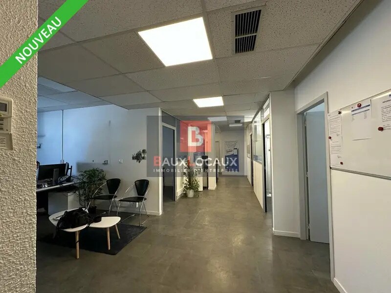 Office in Le Pontet for sale Interior Photo- Image 1 of 9