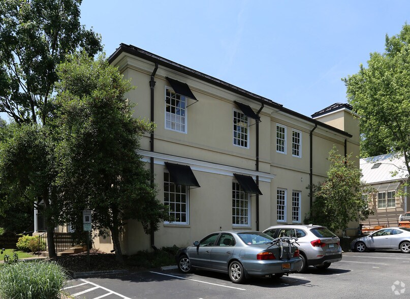 107 Glenwood Ave, Raleigh, NC à louer - Photo du bâtiment - Image 2 de 6