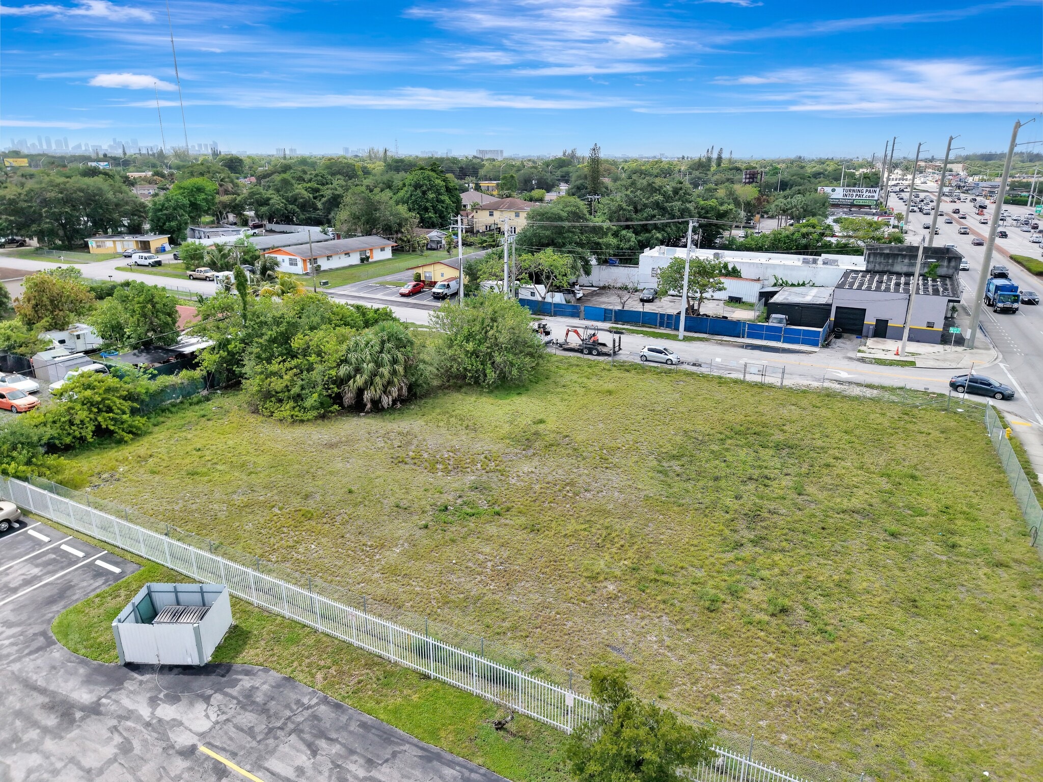 2591 S State Road 7, Miramar, FL à vendre Photo du bâtiment- Image 1 de 5