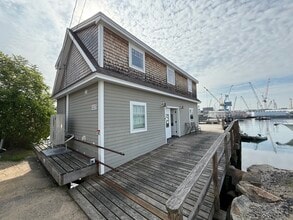 4 Knight Ave, Kittery, ME for lease Interior Photo- Image 2 of 7