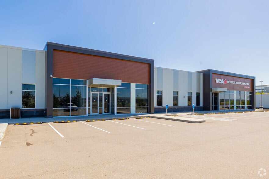 11150 11 St, Calgary, AB à louer - Photo du bâtiment - Image 2 de 2