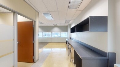 49 D'armes Pl, Kingston, ON for lease Interior Photo- Image 2 of 15