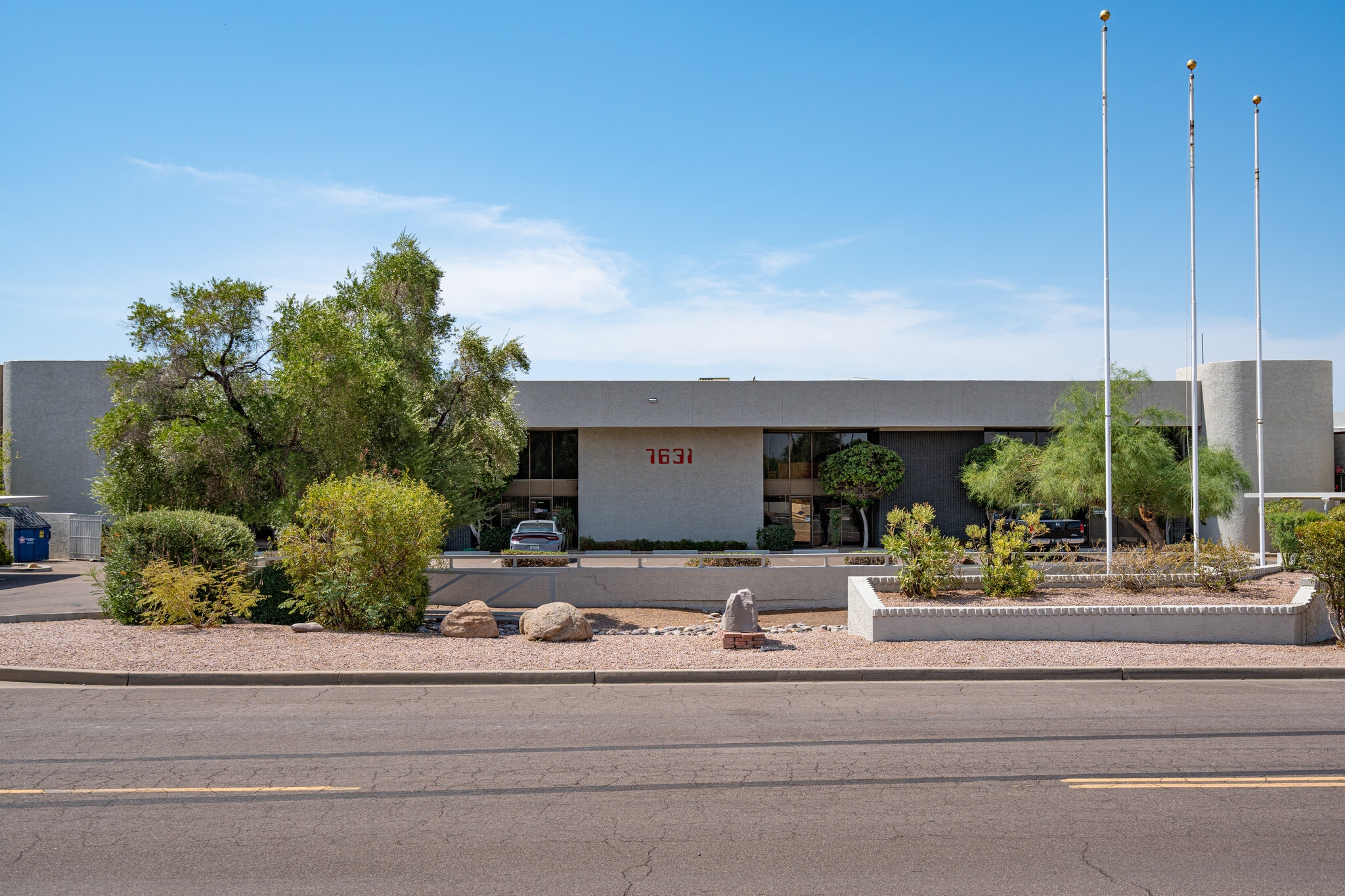 7631 E Greenway Rd, Scottsdale, AZ for lease Building Photo- Image 1 of 12