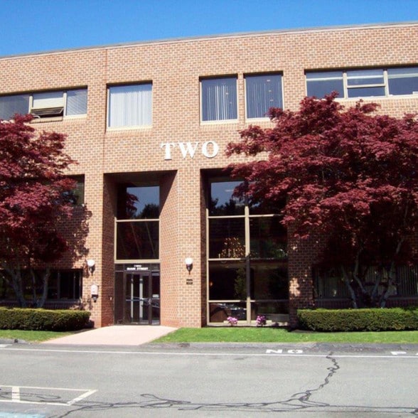 2 Main St, Stoneham, MA for lease - Building Photo - Image 3 of 6