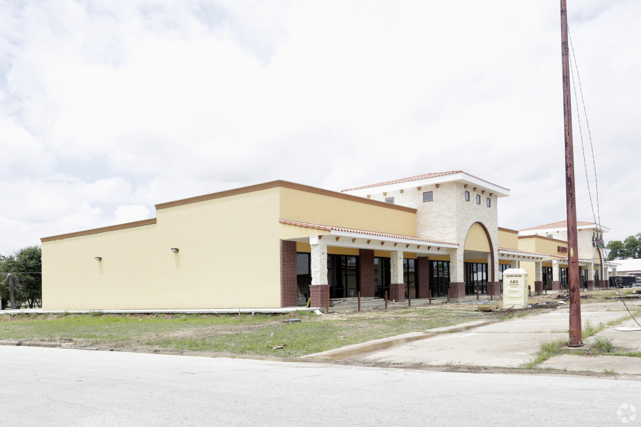 825 Austin St, Hempstead, TX for sale Primary Photo- Image 1 of 1