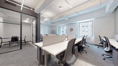 530 Fifth Ave, New York, NY for lease Interior Photo- Image 2 of 3