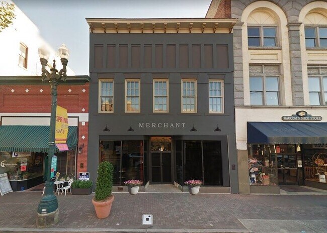 Plus de détails pour 37 Market St SW, Concord, NC - Commerce de détail à louer