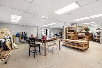 15 Church St, Merrimac, MA à louer Photo intérieure- Image 2 de 7