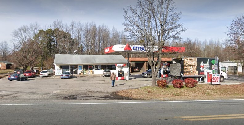 328 US Hwy 158 W, Yanceyville, NC for sale - Primary Photo - Image 1 of 1