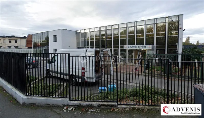 Bureau dans Hem à louer - Photo du bâtiment - Image 1 de 1