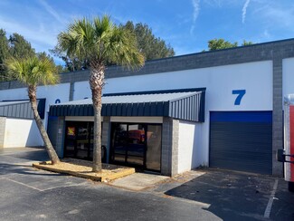 Plus de détails pour 700 S John Rodes Blvd, Melbourne, FL - Industriel à vendre