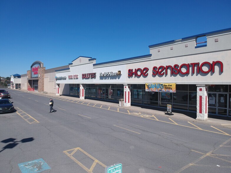 100-150 Commons Dr, Dubois, PA à louer - Photo du bâtiment - Image 3 de 4