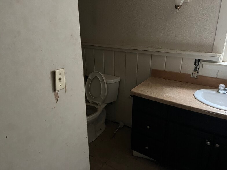 603 Main St, Sutton, WV for lease - Interior Photo - Image 3 of 6