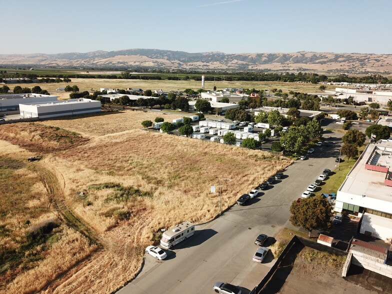 Holloway Rd, Gilroy, CA for sale - Building Photo - Image 3 of 5