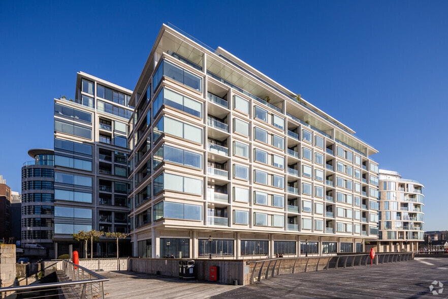 Lower Thames St, London for lease - Primary Photo - Image 1 of 3