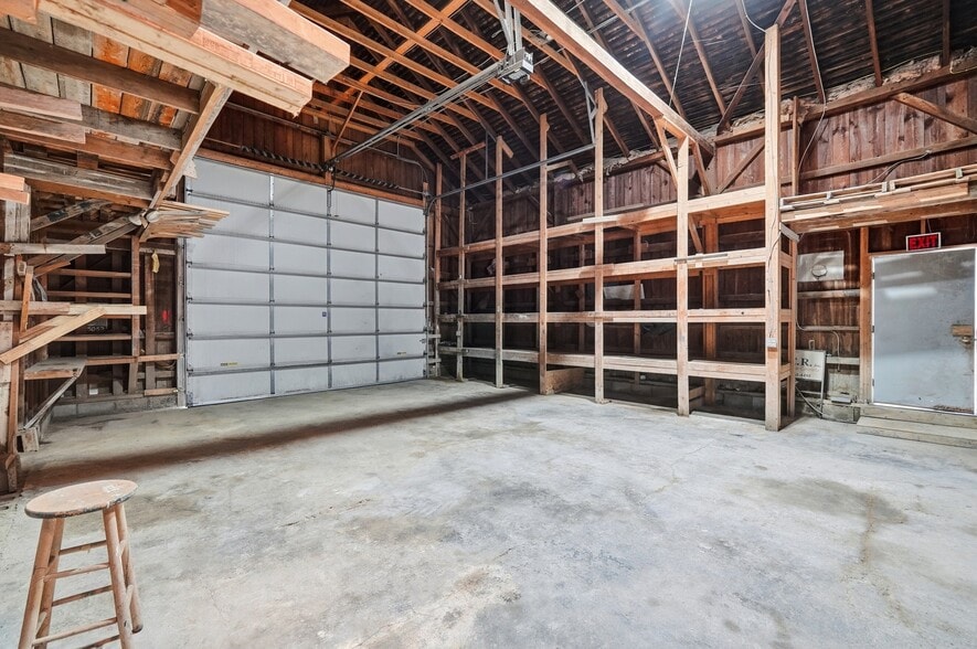8177 S Route 48, Maineville, OH for sale - Interior Photo - Image 3 of 133