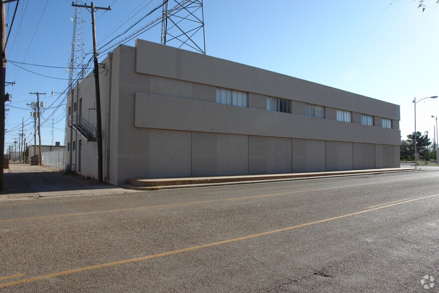 1503 Avenue J, Lubbock, TX à vendre - Photo du bâtiment - Image 2 de 2