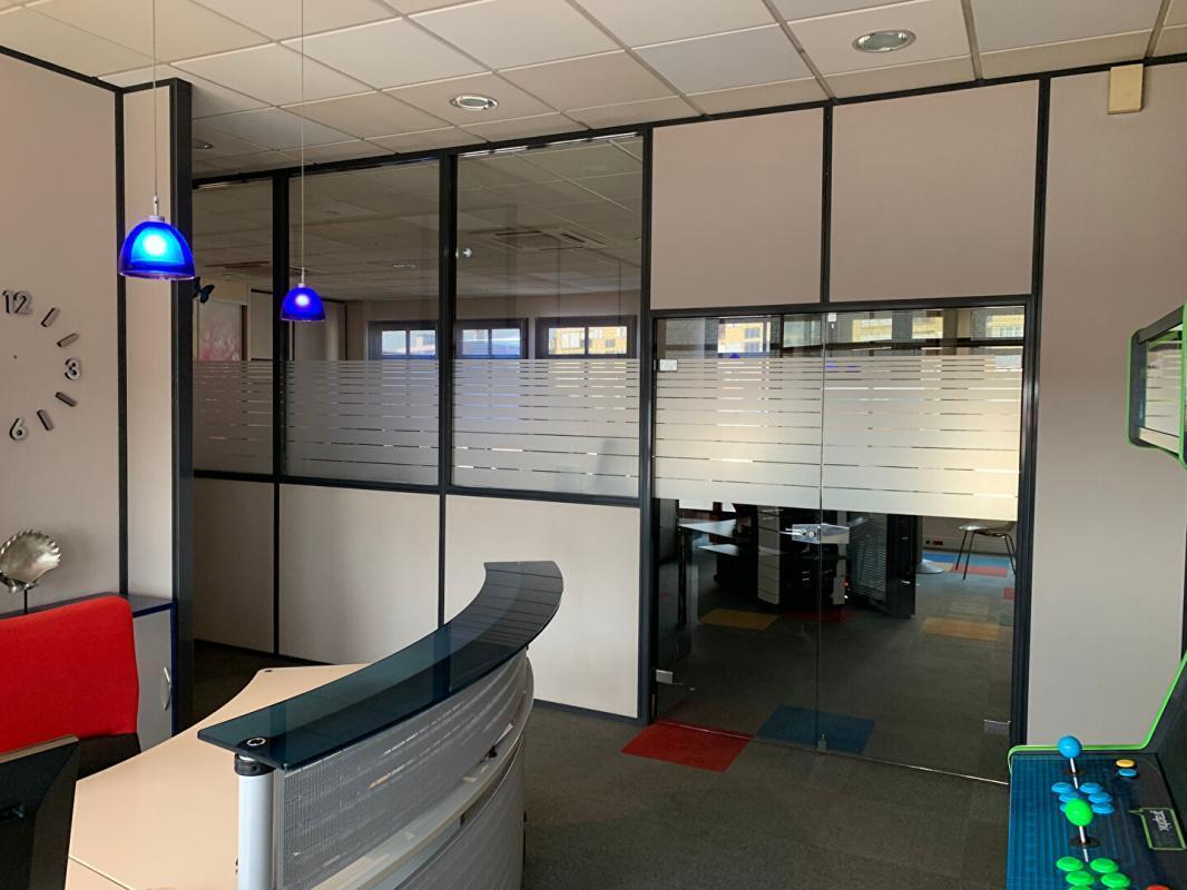 Office in Limoges for lease Building Photo- Image 1 of 16