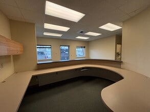 725 N Stanley St, Medical Lake, WA for lease Interior Photo- Image 2 of 10