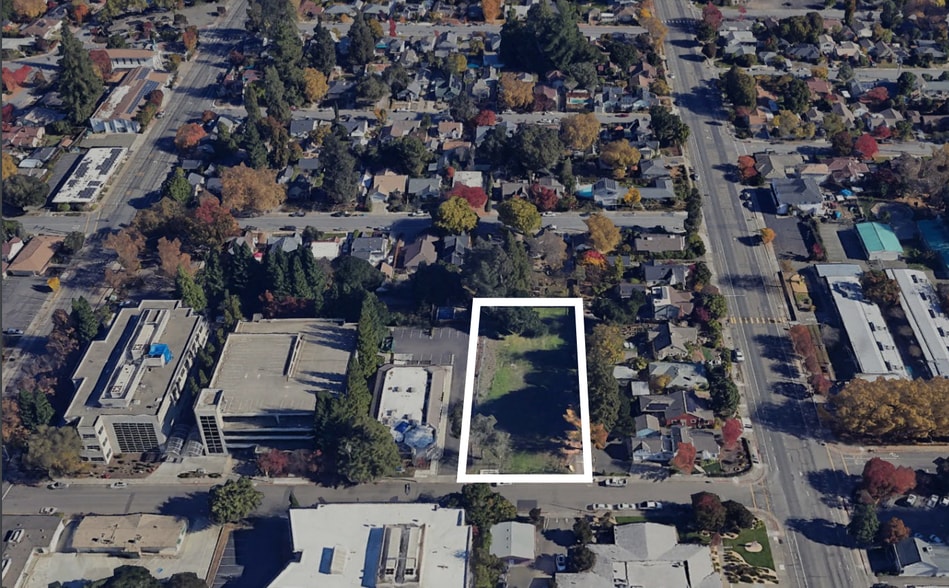 520 Doyle Park Dr, Santa Rosa, CA for sale - Primary Photo - Image 1 of 1