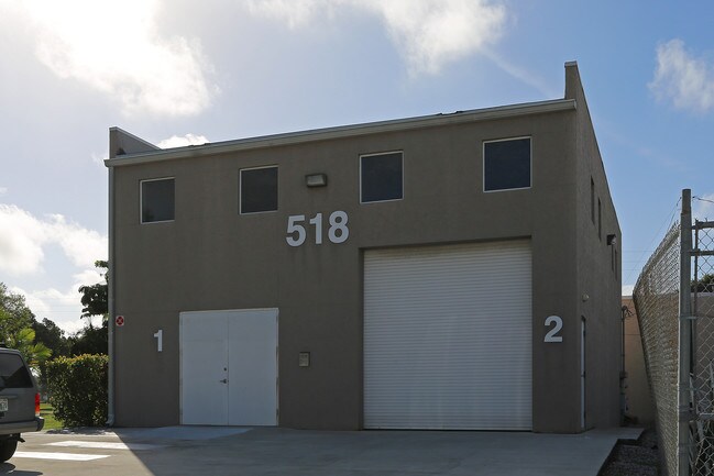 More details for 518 Pine Ter, West Palm Beach, FL - Industrial for Lease
