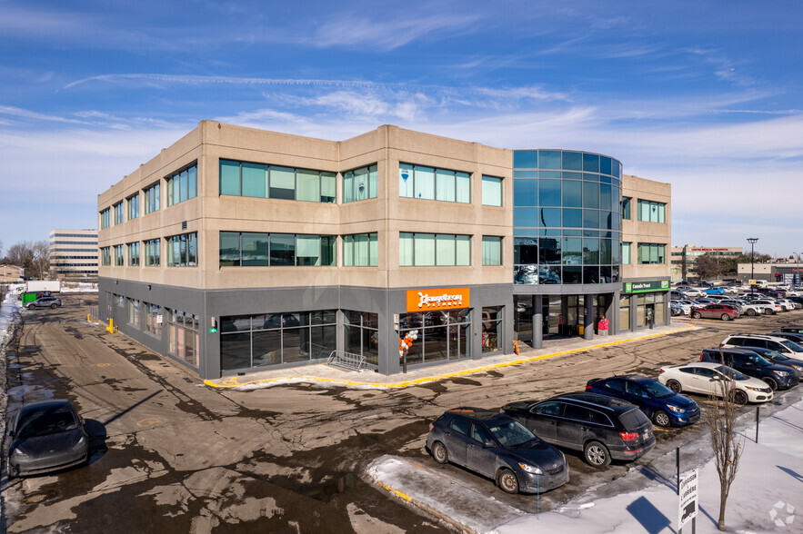 315-317 Blvd Brunswick, Pointe-claire, QC à louer - Photo principale - Image 1 de 10