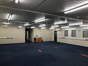 Mill Royd Street, Brighouse for lease Interior Photo- Image 1 of 1