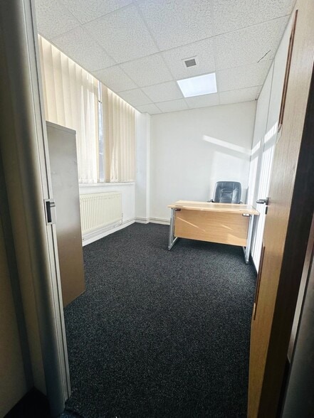 47-49 King St, Dudley for lease - Building Photo - Image 3 of 99