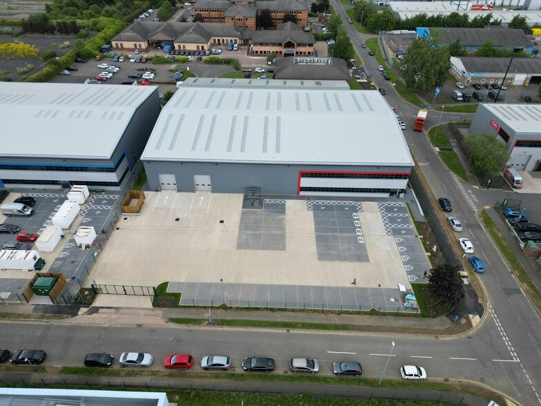Anglia Way, Northampton for lease - Building Photo - Image 1 of 2